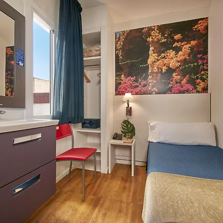 Transit Hotel