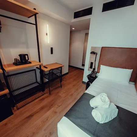 Transit Hotel