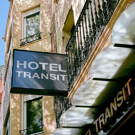 Transit Hotel *
