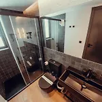 Transit Hotel