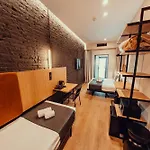Hotel Transit