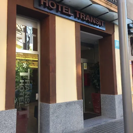 호텔 트랜짓 *