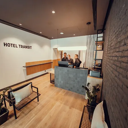 Hotel Transit *
