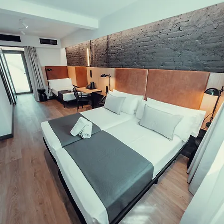 Hotel Transit