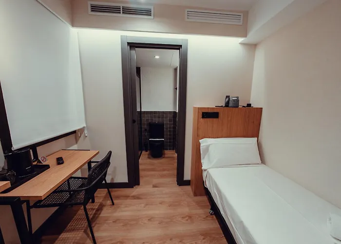 Hotel Transit Barcelona