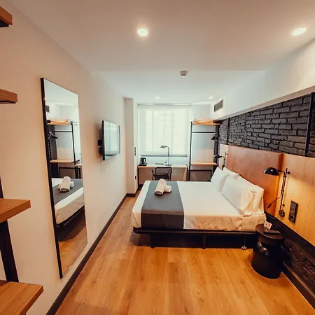 Hotel Transit *