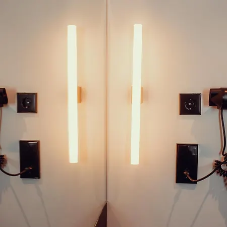 Transit Hotel